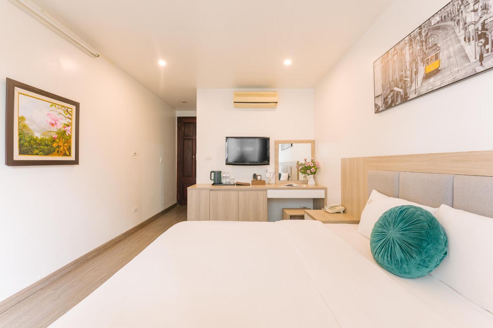 The Ky Moi Hotel And Spa - Ha Noi Center- Near Vincom Ba Trieu Hanoi Kültér fotó