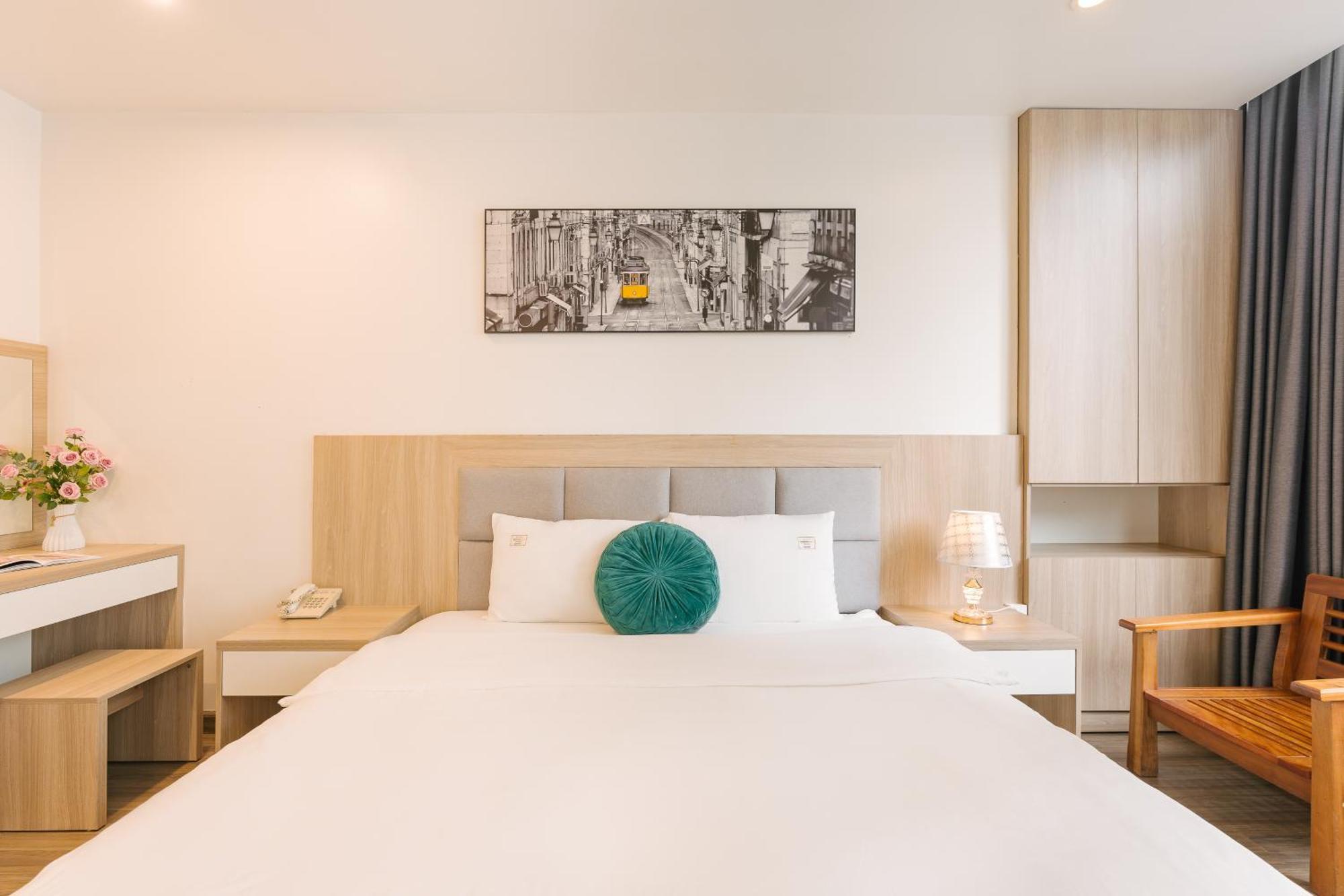 The Ky Moi Hotel And Spa - Ha Noi Center- Near Vincom Ba Trieu Hanoi Kültér fotó